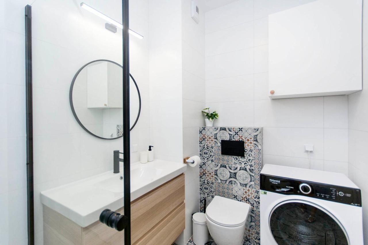 Citystay Centrum Gdansk Apartment ภายนอก รูปภาพ