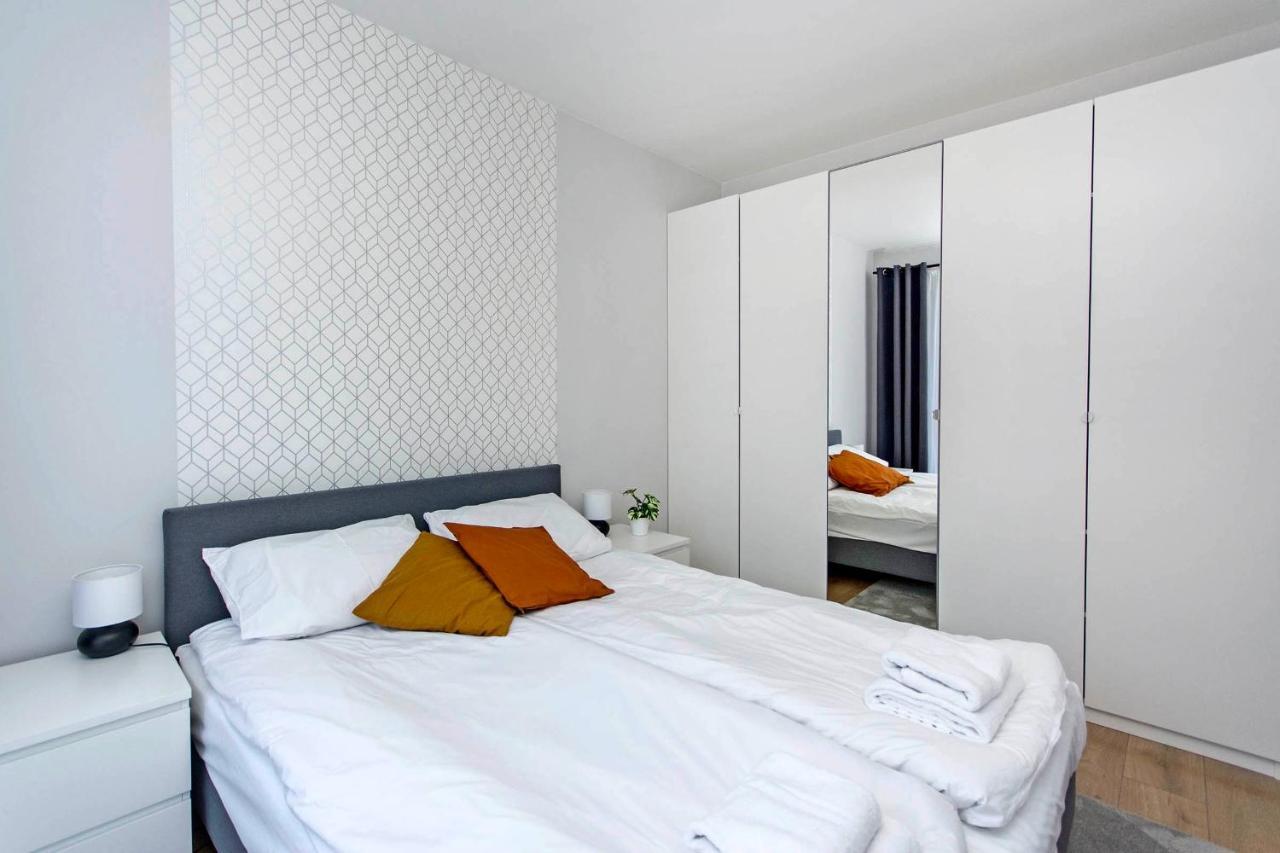 Citystay Centrum Gdansk Apartment ภายนอก รูปภาพ